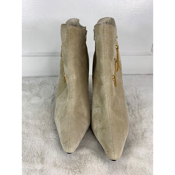 Beige Suede Pointed Toe Ankle Boots With Gold Chain & Stud Detail Womens Sz 7.5 - Picture 2 of 9